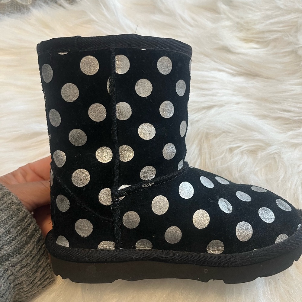 Girl black and silver polka dot Uggs  size 10